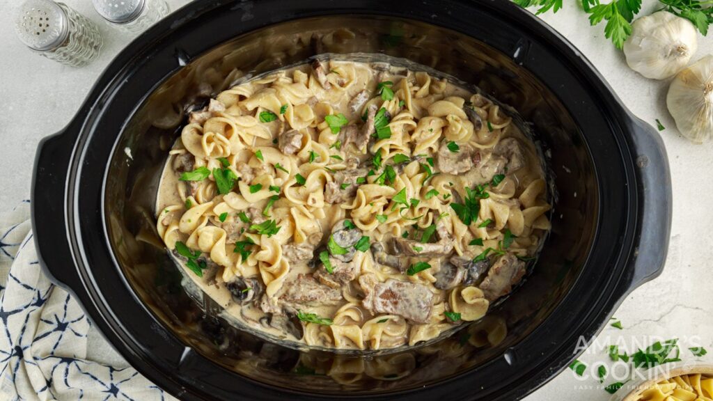 20 Effortless Beef Crockpot Dump Meals for Stress-Free Dinners